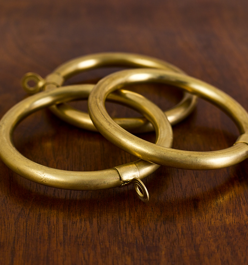 CURTAIN RING IN POLISHED BRASS Curtain Rings And Dog Collar Rings