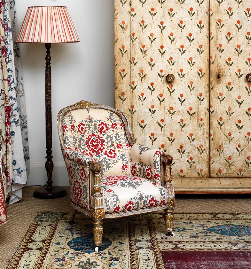 Algiers Grey & Coral on Silk Algiers Grey & Coral on Silk